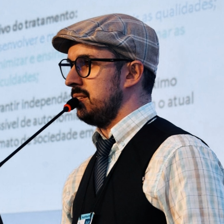 ANDRÉ HORCAJO AGOSTINETTI